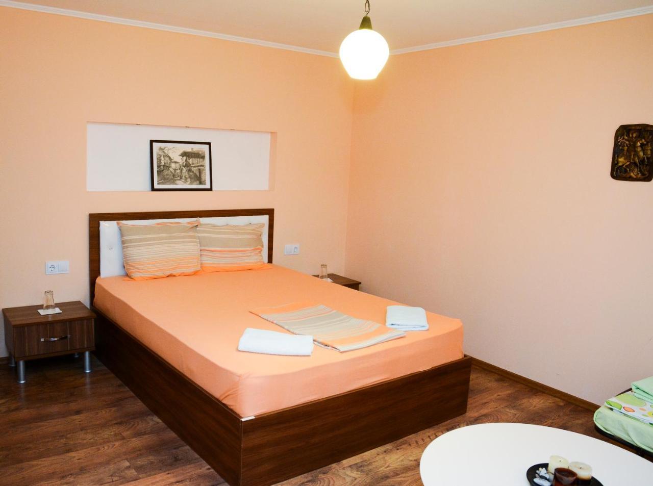 Guest House Raiski Kаt Mezek Kültér fotó
